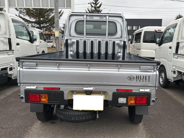 ハイゼットトラック スタンダード　車線逸脱警報　コーナーセンサ　４ＷＤ　エアコン　オートライト　エアバック　衝突回避支援ブレーキ　パワステ　ＡＢＳ　クリアランスソナー（5枚目）
