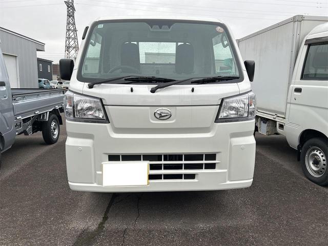 ハイゼットトラック スタンダード　車線逸脱警報　コーナーセンサ　４ＷＤ　エアコン　オートライト　エアバック　衝突回避支援ブレーキ　パワステ　ＡＢＳ　クリアランスソナー（2枚目）