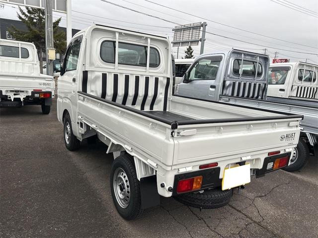 ハイゼットトラック スタンダード　車線逸脱警報　コーナーセンサ　４ＷＤ　エアコン　オートライト　エアバック　衝突回避支援ブレーキ　パワステ　ＡＢＳ　クリアランスソナー（6枚目）