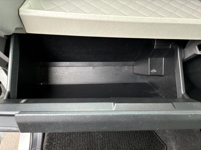 タント Xスペシャル 4WD ワンオーナー・4WD・7.3万K・CDチューナー・オートエアコン・シートヒーター・ドアサンシェード・ドアバイザー・電子カードキー・スタッドレスタイヤ・スマートアシスト搭載車・純正アルミホイール(13枚目)