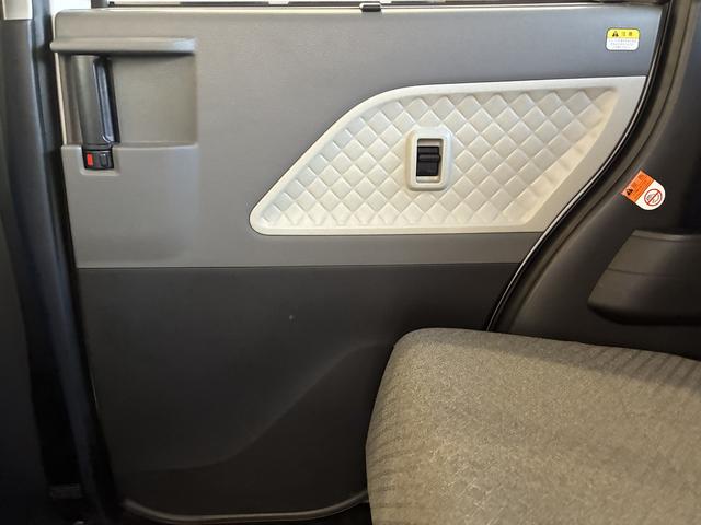 タント Xスペシャル 4WD ワンオーナー・4WD・7.3万K・CDチューナー・オートエアコン・シートヒーター・ドアサンシェード・ドアバイザー・電子カードキー・スタッドレスタイヤ・スマートアシスト搭載車・純正アルミホイール(21枚目)