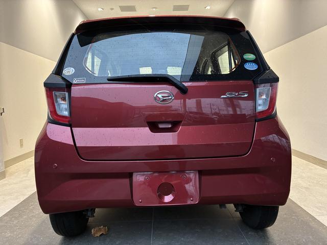 ブレーキを踏むとハイマウントストップランプ後方車両の視認性大！