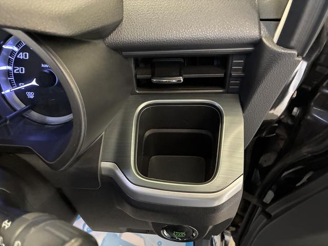 ムーヴ カスタム　ＲＳ　４ＷＤ　ワンオーナー・４ＷＤ・６．７万Ｋ・ナビ・バックカメラ・ＥＴＣ・オートエアコン・ステアリングスイッチ・シートアンダートレイ・ドアバイザー・電子カードキー・純正アルミホイール・エンジンスターター（18枚目）