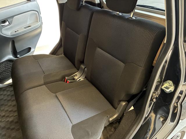 ムーヴ カスタム　ＲＳ　４ＷＤ　ワンオーナー・４ＷＤ・６．７万Ｋ・ナビ・バックカメラ・ＥＴＣ・オートエアコン・ステアリングスイッチ・シートアンダートレイ・ドアバイザー・電子カードキー・純正アルミホイール・エンジンスターター（22枚目）