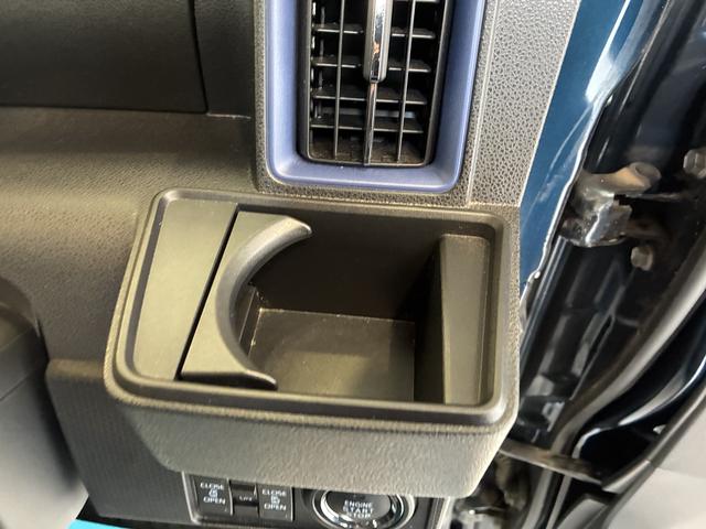 タント カスタムＸスタイルセレクション　４ＷＤ　ワンオーナー・４ＷＤ・２．４万Ｋ・ナビ・ＥＴＣ・ドライブレコーダー・ステアリングスイッチ・オートエアコン・シートバックテーブル・ドアサンシェード・スタッドレスタイヤ・スマートアシスト・電子カードキー（11枚目）