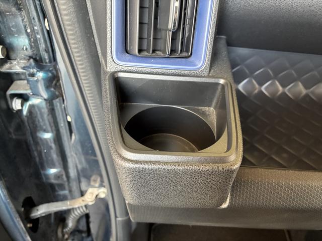 タント カスタムＸスタイルセレクション　４ＷＤ　ワンオーナー・４ＷＤ・２．４万Ｋ・ナビ・ＥＴＣ・ドライブレコーダー・ステアリングスイッチ・オートエアコン・シートバックテーブル・ドアサンシェード・スタッドレスタイヤ・スマートアシスト・電子カードキー（14枚目）