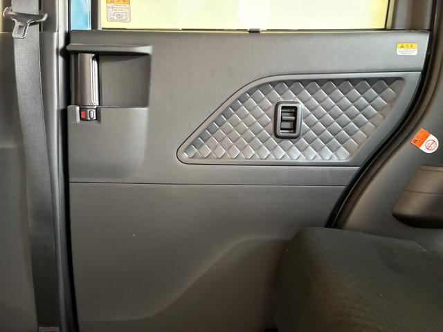 タント カスタムＸスタイルセレクション　４ＷＤ　ワンオーナー・４ＷＤ・２．４万Ｋ・ナビ・ＥＴＣ・ドライブレコーダー・ステアリングスイッチ・オートエアコン・シートバックテーブル・ドアサンシェード・スタッドレスタイヤ・スマートアシスト・電子カードキー（24枚目）