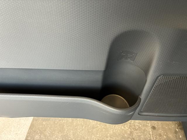 タント カスタムＸスタイルセレクション　４ＷＤ　ワンオーナー・４ＷＤ・２．４万Ｋ・ナビ・ＥＴＣ・ドライブレコーダー・ステアリングスイッチ・オートエアコン・シートバックテーブル・ドアサンシェード・スタッドレスタイヤ・スマートアシスト・電子カードキー（27枚目）