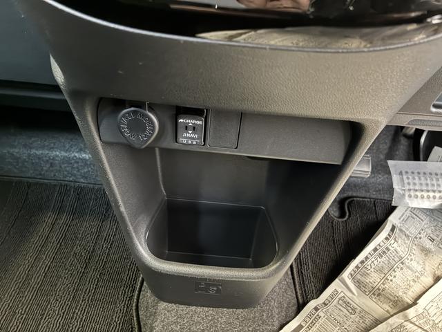 ムーヴキャンバス ＧブラックインテリアＶＳ　ＳＡＩＩＩ（13枚目）