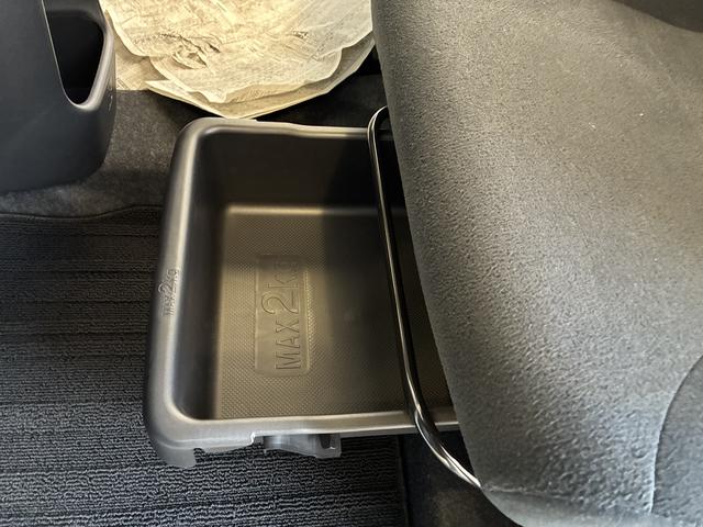 ムーヴキャンバス ＧブラックインテリアＶＳ　ＳＡＩＩＩ（18枚目）