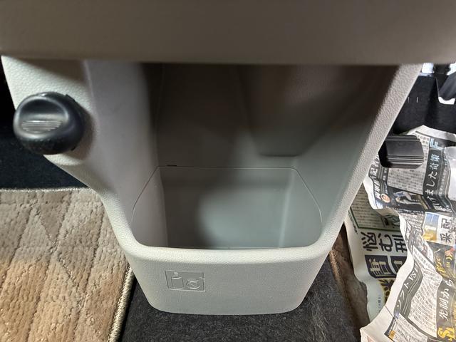 �b�c�P�[�X�������ۂ���܂�C���p�l���A�|�P�b�g��