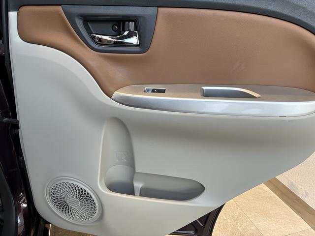 ��ȃh�A�|�P�b�g