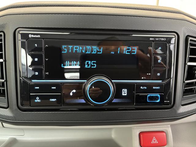 ミライース Ｘ　リミテッドＳＡＩＩＩ　４ＷＤ　ワンオーナー・４ＷＤ・０．６万Ｋ・ＣＤチューナー・マニュアルエアコン・パーキングセンサー・横滑り防止・アイドリングストップ・ヘッドライトコントロール・衝突回避支援システム・オートハイビーム・スマアシ（8枚目）