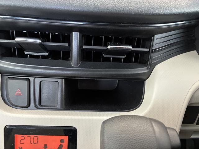 ムーヴ Ｘターボ　ＳＡ　４ＷＤ　ワンオーナー・４ＷＤ・２．６万Ｋ・ＣＤチューナー・オートエアコン・シートアンダートレイ・ドアバイザー・電子カードキー・フルホイールキャップ・横滑り防止・ヘッドライトコントロール・衝突回避支援システム（8枚目）