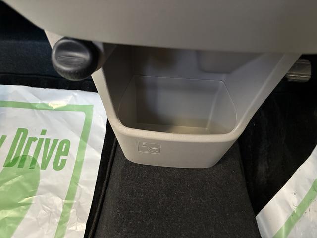 ムーヴ Ｘターボ　ＳＡ　４ＷＤ　ワンオーナー・４ＷＤ・２．６万Ｋ・ＣＤチューナー・オートエアコン・シートアンダートレイ・ドアバイザー・電子カードキー・フルホイールキャップ・横滑り防止・ヘッドライトコントロール・衝突回避支援システム（10枚目）