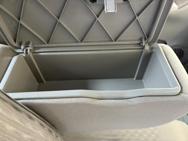 ムーヴ Ｘターボ　ＳＡ　４ＷＤ　ワンオーナー・４ＷＤ・２．６万Ｋ・ＣＤチューナー・オートエアコン・シートアンダートレイ・ドアバイザー・電子カードキー・フルホイールキャップ・横滑り防止・ヘッドライトコントロール・衝突回避支援システム（14枚目）