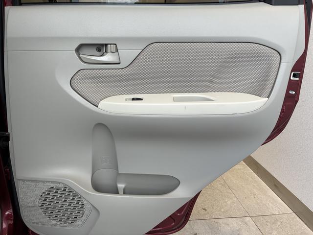 ムーヴ Ｘターボ　ＳＡ　４ＷＤ　ワンオーナー・４ＷＤ・２．６万Ｋ・ＣＤチューナー・オートエアコン・シートアンダートレイ・ドアバイザー・電子カードキー・フルホイールキャップ・横滑り防止・ヘッドライトコントロール・衝突回避支援システム（27枚目）