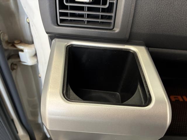 ウェイク G SA 4WD ワンオーナー・4WD・9.0万K・ナビ・バックカメラ・ETC・ステアリングスイッチ・シートヒーター・両側電動スライドドア・ドアサンシェード・シートアンダーボックス・電子カードキー・スマートアシスト(17枚目)