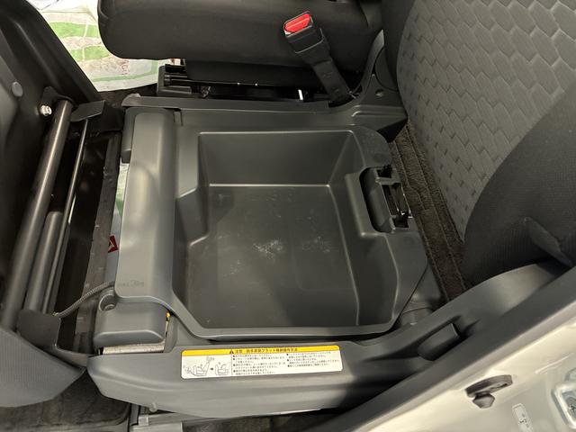 ウェイク G SA 4WD ワンオーナー・4WD・9.0万K・ナビ・バックカメラ・ETC・ステアリングスイッチ・シートヒーター・両側電動スライドドア・ドアサンシェード・シートアンダーボックス・電子カードキー・スマートアシスト(19枚目)