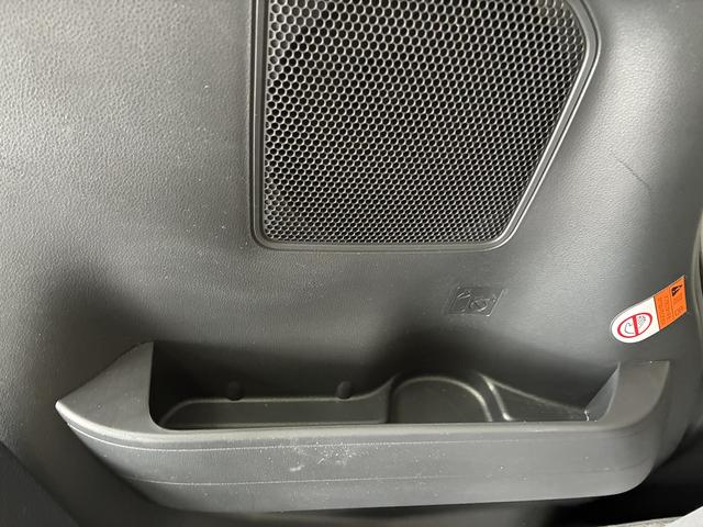 タント Ｘスペシャル　４ＷＤ　ワンオーナー・４ＷＤ・１．０万Ｋ・ナビ・バックカメラ・ステアリングスイッチ・ＥＴＣ・ドライブレコーダー・片側電動スライドドア・シートバックテーブル・ドアサンシェード・ドアバイザー・電子カードキー（32枚目）