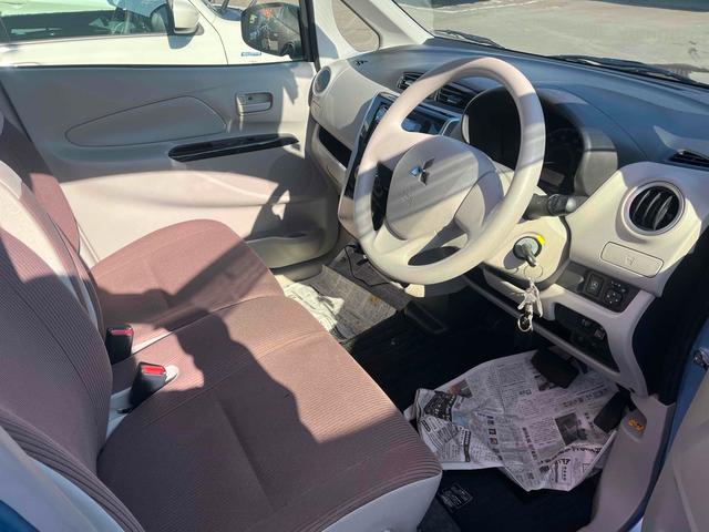 eKワゴン M e-アシスト 4WD 衝突被害軽減システム キーレスエントリー アイドリングストップ 電動格納ミラー シートヒーター ベンチシート CVT ABS ESC CD アルミホイール 衝突安全ボディ エアコン(7枚目)