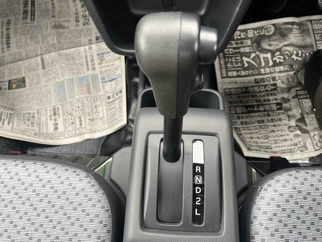 キャリイトラック KC 4WD AT 衝突被害軽減システム クリアランスソナー レーンアシスト アイドリングストップ ESC エアコン パワーウィンドウ(10枚目)