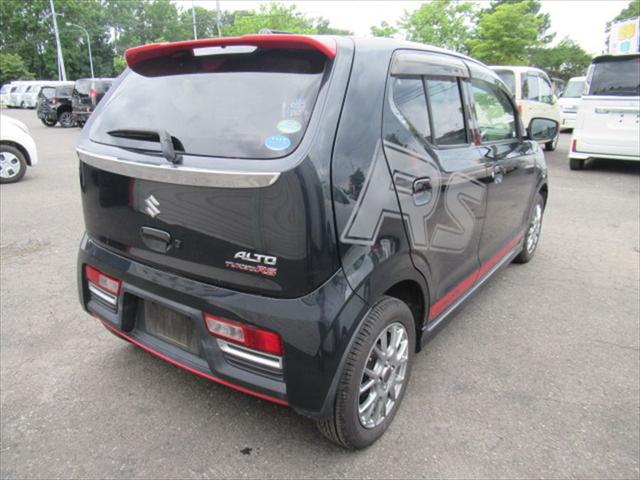 アルトターボＲＳ ベースグレード　ＡＢＳ　レーダーブレーキ　アイドリングストップ　スマートキー　ディスプレイオーディオ　シートヒーター　ミラーヒーター　社外アルミホイール　４ＷＤ（3枚目）