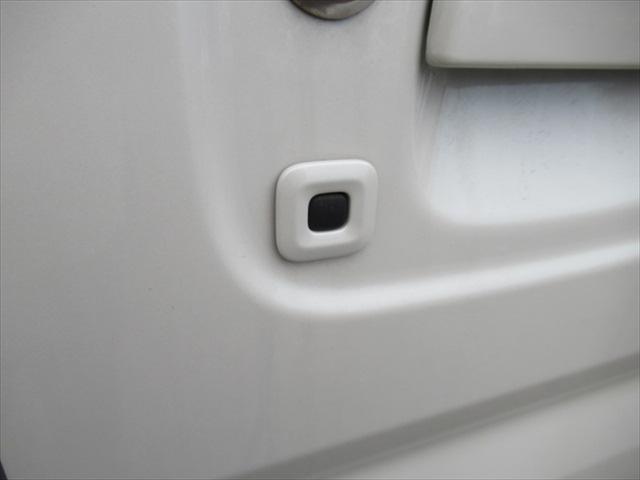 エブリイ ジョイン ABS 衝突軽減ブレーキ アイドリングストップ スマートキー LEDヘッドライト シートヒーター ミラーヒーター 電動格納ミラー オートライト 4WD(17枚目)