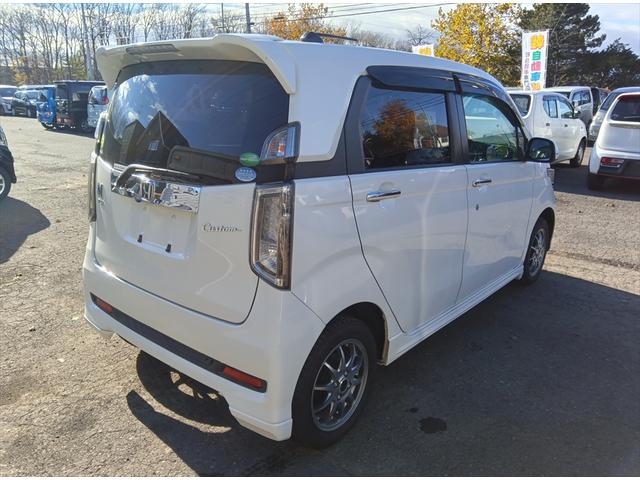 Ｎ－ＷＧＮカスタム 　Ｇ・ＳＳクールパッケージ　ＴＶ　ＡＢＳ　アイドリングストップ　スマートキー　エンジンスターター　ＥＴＣ　バックカメラ　ＣＤ　シートヒーター　ミラーヒーター　横滑り防止装置　４ＷＤ（4枚目）