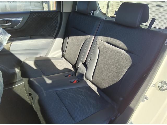 Ｎ－ＷＧＮカスタム 　Ｇ・ＳＳクールパッケージ　ＴＶ　ＡＢＳ　アイドリングストップ　スマートキー　エンジンスターター　ＥＴＣ　バックカメラ　ＣＤ　シートヒーター　ミラーヒーター　横滑り防止装置　４ＷＤ（12枚目）