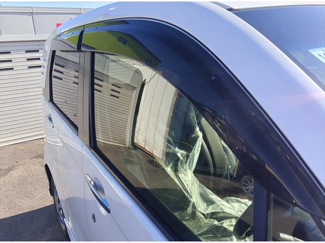 Ｎ－ＷＧＮカスタム 　Ｇ・ＳＳクールパッケージ　ＴＶ　ＡＢＳ　アイドリングストップ　スマートキー　エンジンスターター　ＥＴＣ　バックカメラ　ＣＤ　シートヒーター　ミラーヒーター　横滑り防止装置　４ＷＤ（42枚目）