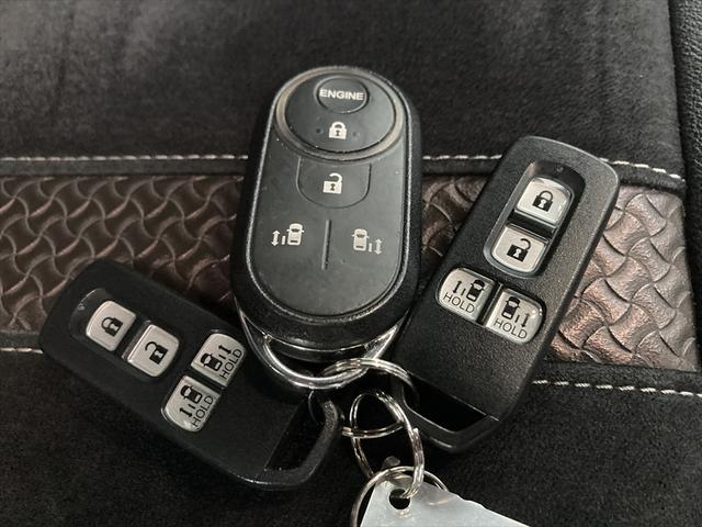 Ｎ－ＢＯＸカスタム Ｇ・Ｌターボホンダセンシング　４ＷＤ　衝突軽減ブレーキ　Ｂｌｕｅｔｏｏｔｈ　バックカメラ　ドラレコ　純正ナビ　フルセグＴＶ　両側パワースライド　純正エンジンスターター　ＥＴＣ　アダプティブクルーズコントロール　誤発進抑制装置（4枚目）