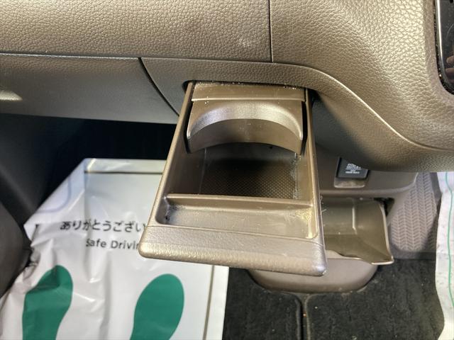 Ｎ－ＢＯＸ Ｌ　４ＷＤ　後期型　衝突軽減ブレーキ　Ｂｌｕｅｔｏｏｔｈ　バックカメラ　純正ナビ　ワンセグＴＶ　片側パワースライド　シートヒーター　ミラーヒーター　誤発進抑制装置　横滑り防止装置　アイドリングストップ（41枚目）