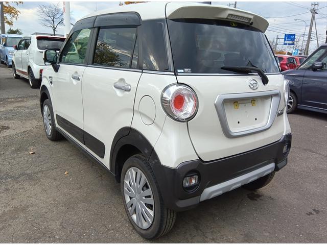 キャスト アクティバＸ　４ＷＤ　アイドリングストップ　スマートキードアミラーヒーター　横滑り防止装置　ＡＢＳ　オートライト　電動格納ミラー（6枚目）