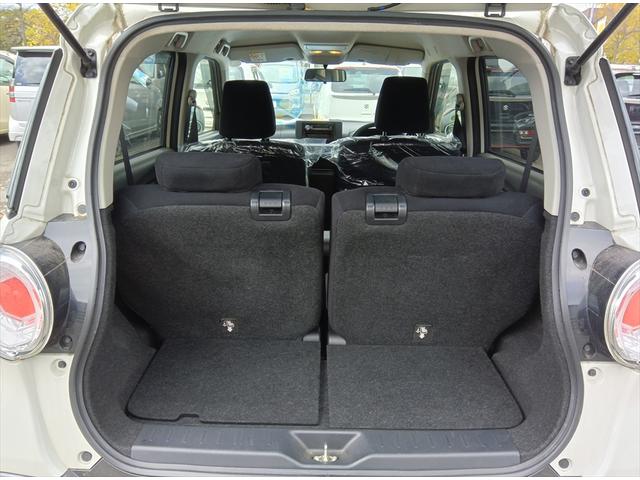 キャスト アクティバＸ　４ＷＤ　アイドリングストップ　スマートキードアミラーヒーター　横滑り防止装置　ＡＢＳ　オートライト　電動格納ミラー（13枚目）