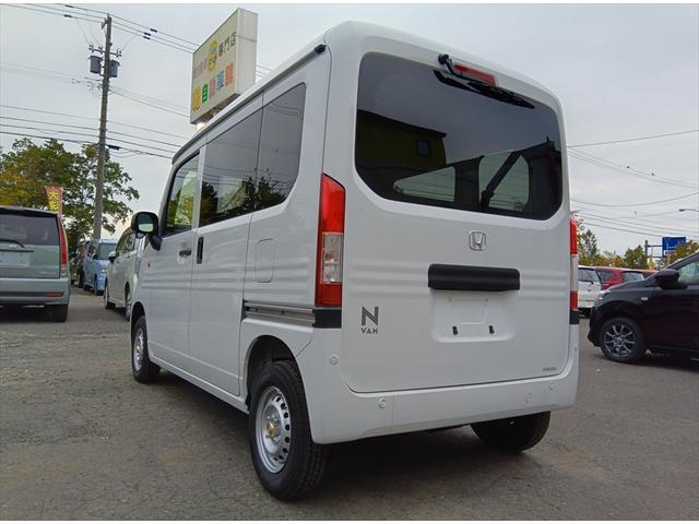 Ｎ－ＶＡＮ Ｇ　４ＷＤ　届出済未使用車　衝突軽減ブレーキ　アイドリングストップ　キーレス　アダプティブクルーズコントロール　障害物センサー　ミラーヒーター　誤発進抑制装置　横滑り防止装置　ＡＢＳ（6枚目）