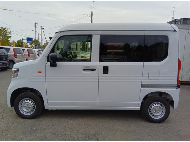 Ｎ－ＶＡＮ Ｇ　４ＷＤ　届出済未使用車　衝突軽減ブレーキ　アイドリングストップ　キーレス　アダプティブクルーズコントロール　障害物センサー　ミラーヒーター　誤発進抑制装置　横滑り防止装置　ＡＢＳ（7枚目）
