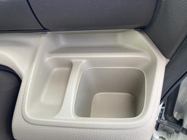 Ｎ－ＢＯＸ Ｇホンダセンシング　４ＷＤ　衝突軽減ブレーキ　ＥＴＣ　アダプティブクルーズコントロール　スマートキー　アイドリングストップ　　　シートヒーター　ミラーヒーター　ＬＥＤヘッドライト　ＣＤ　誤発進抑制装置　横滑り防止装置（33枚目）