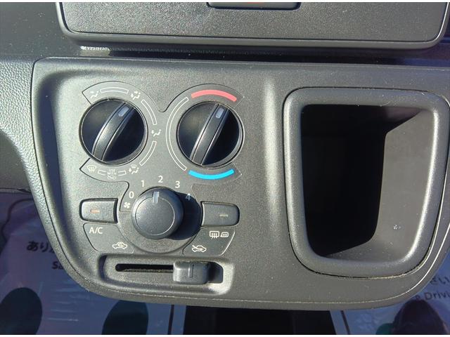 ワゴンR FA 4WD マニュアル車 キーレス CD ミラーヒーター 社外アルミホイール 横滑り防止装置 ABS(16枚目)