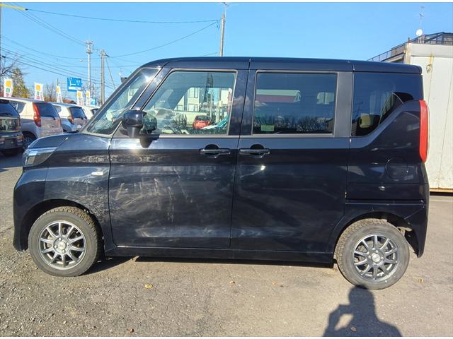 ｅＫスペース Ｍ　４ＷＤ　衝突軽減ブレーキ　アイドリングストップ　キーレス　シートヒーター　ミラーヒーター　社外アルミホイール　誤発進抑制装置　横滑り防止装置（7枚目）