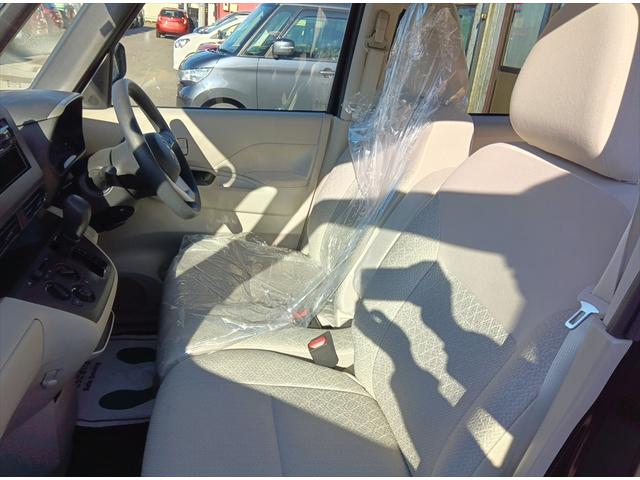 ｅＫスペース Ｍ　４ＷＤ　衝突軽減ブレーキ　アイドリングストップ　キーレス　シートヒーター　ミラーヒーター　社外アルミホイール　誤発進抑制装置　横滑り防止装置（11枚目）