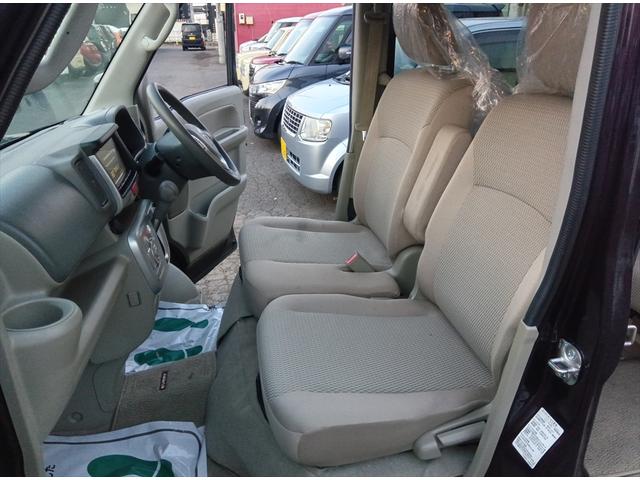 エブリイワゴン ＰＺターボ　４ＷＤ　標準ルーフ　衝突軽減ブレーキ　　片側パワースライドドア　スマートキー　ＥＴＣ　シートヒーター　ＨＩＤヘッドライト　純正アルミホイール　誤発進抑制装置　横滑り防止装置（16枚目）