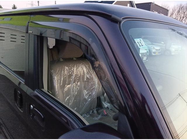 エブリイワゴン ＰＺターボ　４ＷＤ　標準ルーフ　衝突軽減ブレーキ　　片側パワースライドドア　スマートキー　ＥＴＣ　シートヒーター　ＨＩＤヘッドライト　純正アルミホイール　誤発進抑制装置　横滑り防止装置（45枚目）