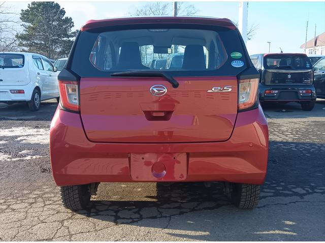 ミライース L SAIII 4WD アイドリングストップ CD キーレス 誤発進抑制装置 横滑り防止装置 ABS クリアランスソナー オートマチックハイビーム(8枚目)