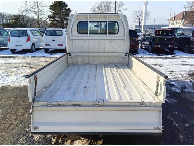 キャリイトラック ＫＣエアコン・パワステ　４ＷＤ（12枚目）