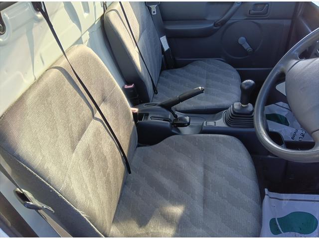 キャリイトラック ＫＣエアコン・パワステ　４ＷＤ（31枚目）