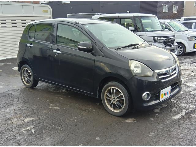 ミライース Ｇｆ　４ＷＤ　スマートキー　アイドリングストップ　横滑り防止装置　プッシュスタート　社外アルミホイール　禁煙車　電動格納ミラー　ＡＢＳ（2枚目）