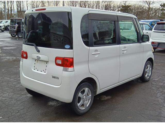 タント Ｘ　４ＷＤ　スマートキー　ＥＴＣ　ＣＤ　ドアミラーヒーター　社外アルミホイール　片側スライドドア　ＡＢＳ　禁煙車（4枚目）