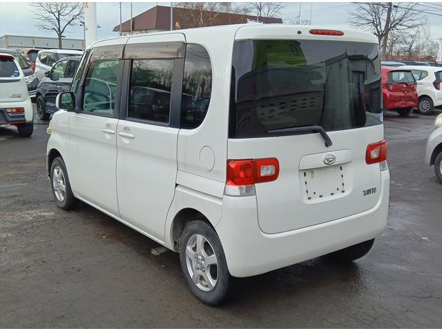 タント Ｘ　４ＷＤ　スマートキー　ＥＴＣ　ＣＤ　ドアミラーヒーター　社外アルミホイール　片側スライドドア　ＡＢＳ　禁煙車（6枚目）