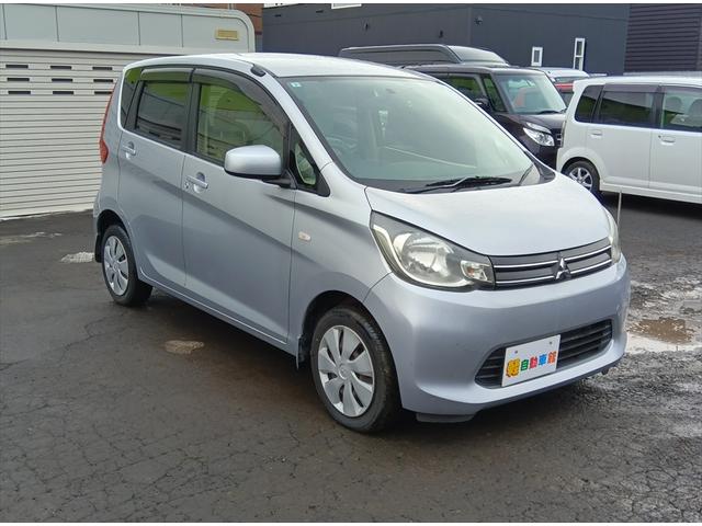 ｅＫワゴン Ｍ　４ＷＤ　純正ナビＴＶ　バックカメラ　ドライブレコーダー　アイドリングストップ　キーレス　ＣＤ　シートヒーター　ミラーヒーター　ＡＢＳ（2枚目）